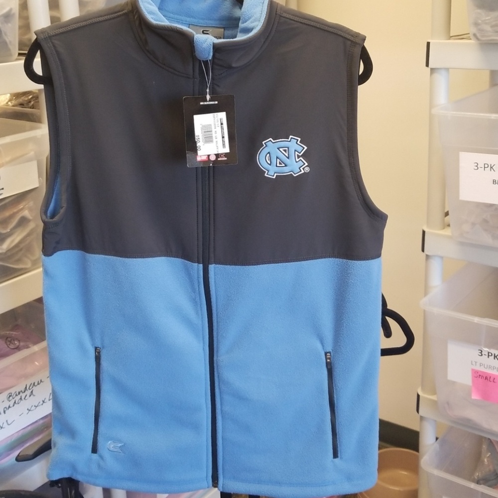 UNC fleece vest - TARHEELS